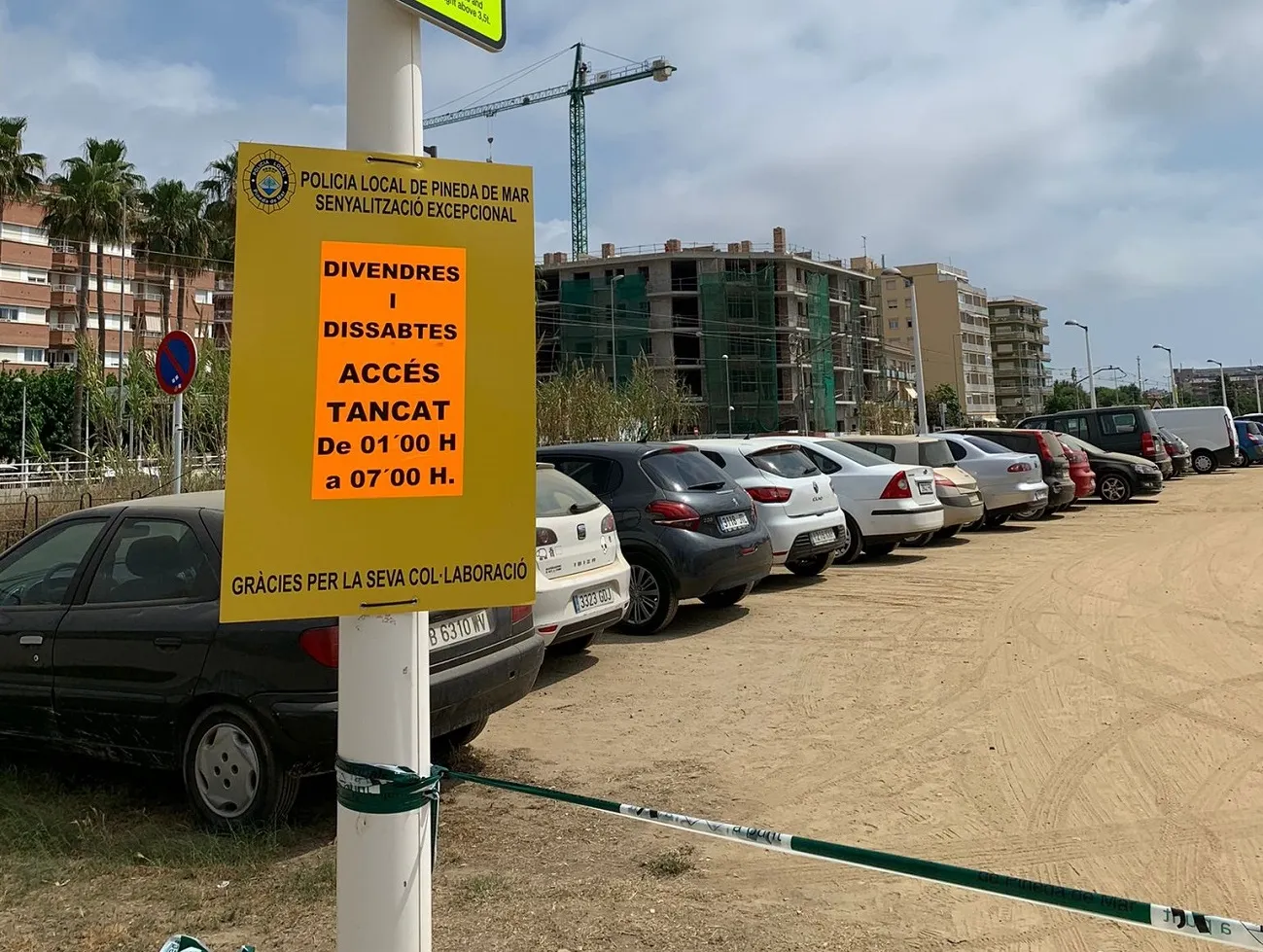 Tancament nocturn del passeig de la platja de Poble Nou els caps de setmana d'estiu