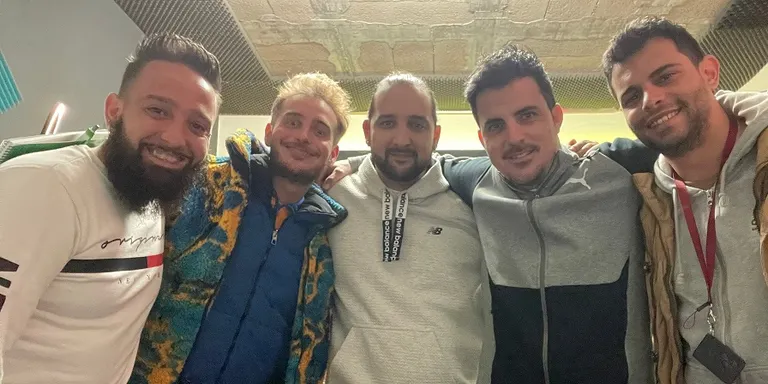 El cantant pinedenc Luis Flores ofereix a l'Auditori un concert emotiu i 'En Família'