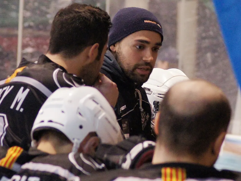 Triple feina i molt intensa la que tindrà Marcus Fajardo a la banqueta del Cent Patins / Arxiu