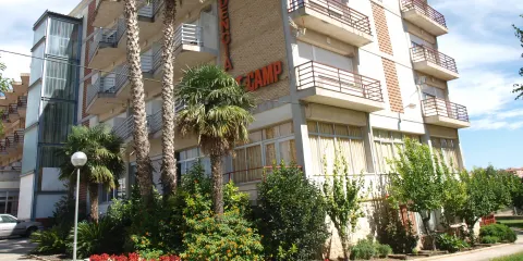 La Residència Alt Camp seguirà amb el model assistencial