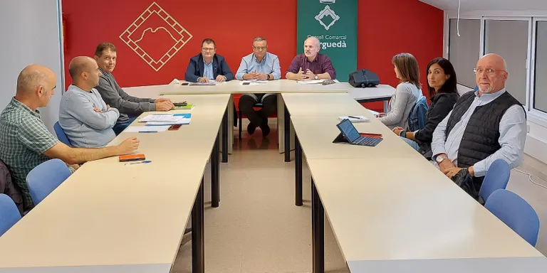 Front comú del Consell Comarcal del Solsonès i l'Ajuntament de Navès per demanar la millora de la C-26 en el tram Navès-Montmajor