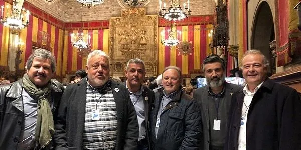 Alcaldes del Baix Gaià es desplacen a Barcelona per exigir un judici “just i imparcial” per als líders independentistes