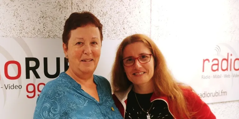 CARME POMAREDA molts llibres 2