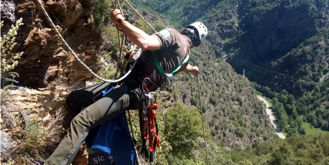 El Parc Natural de l'Alt Pirineu acull el primer seguiment amb càmeres de fototrampeig d'un niu d'àguila daurada