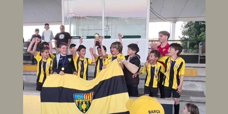 L’Aleví ‘B’ i el Benjamí ‘B’ del CE Altafulla, campions en el segon torneig de la ‘The Barcelona Experience’