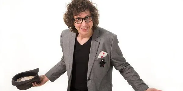 La màgia d’Isaac Jurado reprèn aquest dijous el programa d’actes de ‘La Petita’