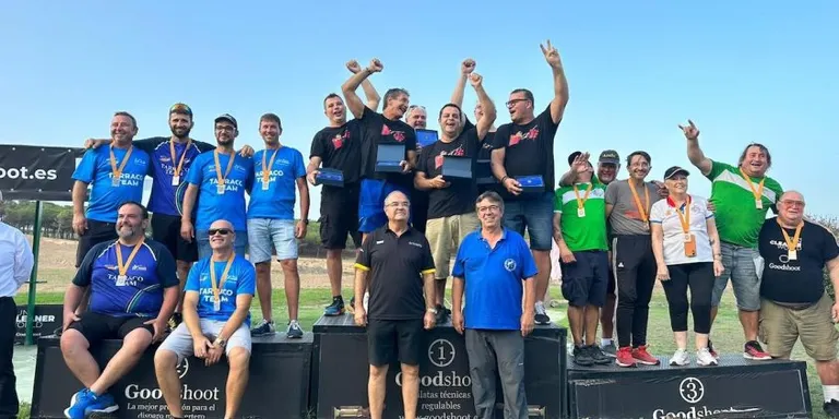 El tirador Antoni Ruiz Nat es penja la medalla de plata a la Lliga Catalana per equips