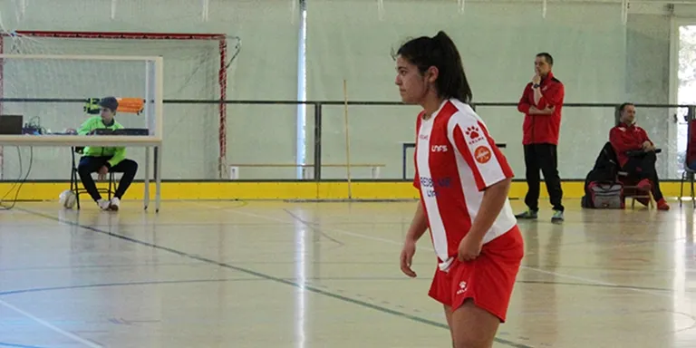 Retorn a la competició amb partits a casa