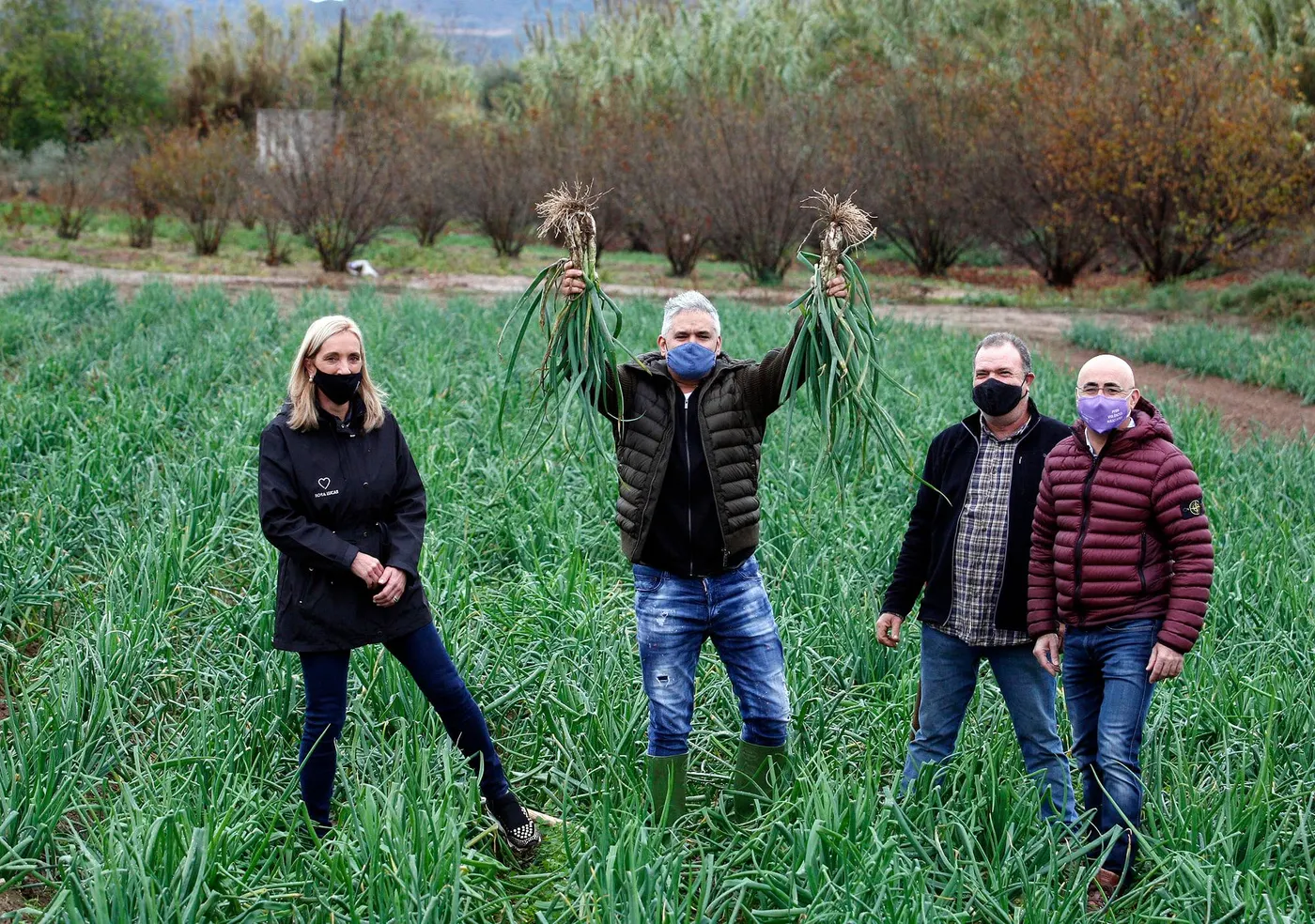 L’arrencada del primer calçot dona el tret de sortida a la temporada de calçotades