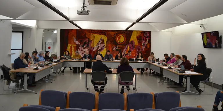 L'Ajuntament aprova el Reglament del Servei d'Informació i Atenció a les Dones i el Servei Integral per garantir els drets del col·lectiu LGTBI
