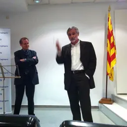 Entrevistes de la Justa del 9/3/2018 — Conglomerats de Catalunya: Montserrat i Sant Llorenç, paisatge i escalada; i Discurs 8M a Sant Just: bretxa salarial, vaga feminista i plans d’igualtat - episode art