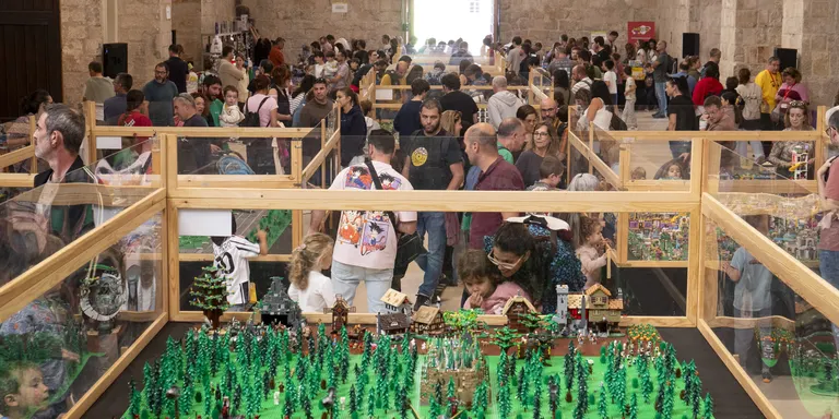Brickània registra més de 12.000 visitants en tres dies en el seu retorn a Montblanc