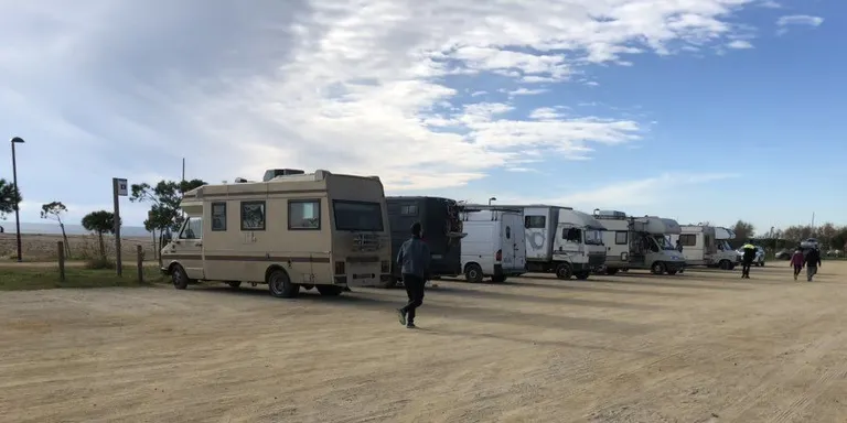 L’Associació d’Autocaravanistes Catalunya Avança alerta del risc que impliquen aparcament com el que projecta l’Ajuntament