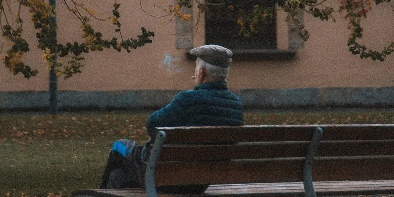 Tallers de suport per a persones que cuida gent grans o depenents, de forma professional o altruista