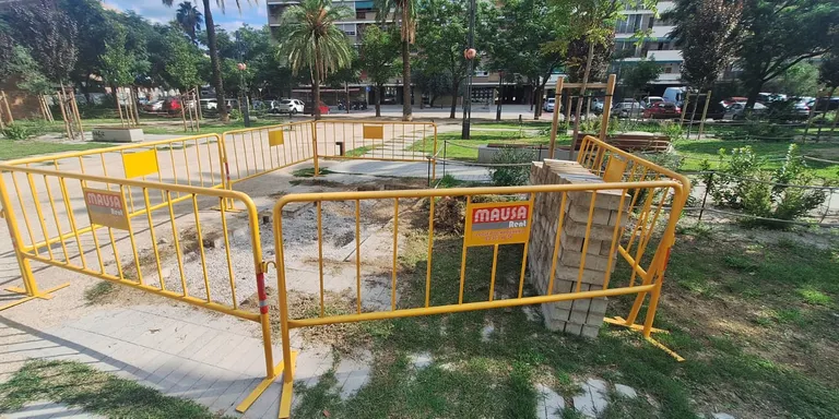 Menys de tres anys després d’estrenar-se, el Parc del Pont de la Cadena afronta una nova fase d’obres de gairebé mig milió d’euros