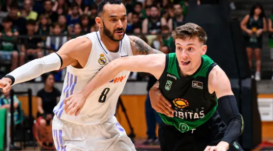 La Penya buscarà avui forçar el cinquè partit (21h)