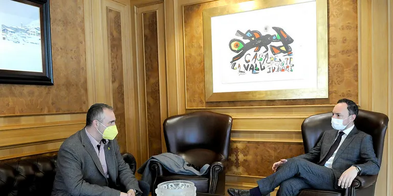 Jordi Fàbrega analitza la situació sanitària actual amb Xavier Espot