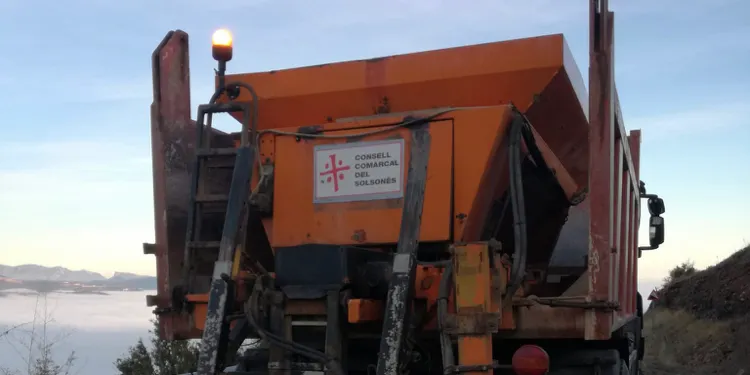 El Consell del Solsonès ja ha escampat 12 tones de sal aquest hivern per la xarxa de camins d'interès comarcal