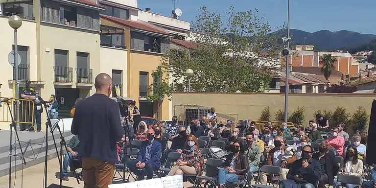 Arenys de Munt ja té una nova plaça per a actes culturals de petit format