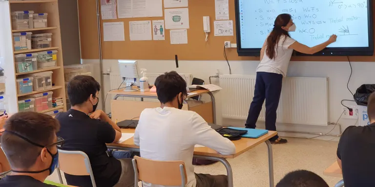 "L'alumnat està complint i tenen consciència de les mesures de prevenció per la COVID-19"