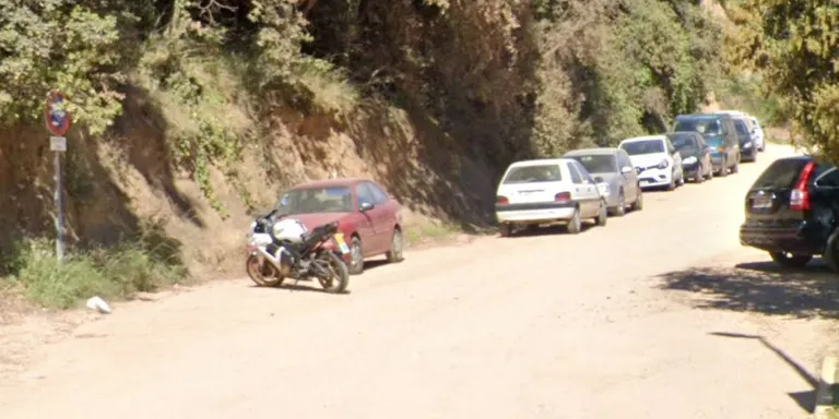 Fins d'aquí dos o tres mesos no es podrà donar per acabada la pavimentació del pàrquing del pavelló Torrent d'en Terra