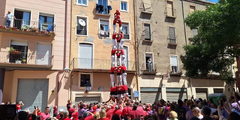 Gamma bàsica de 8 de la Colla Joves al Memorial Ramon Barrufet