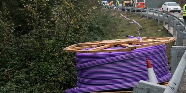 Inici de les obres de desplegament de la fibra òptica de Bagà a Puigcerdà