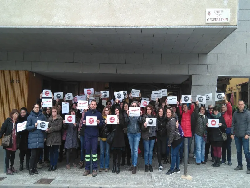 Les treballadores de Serveis Socials denuncien precarietat laboral i inseguretat