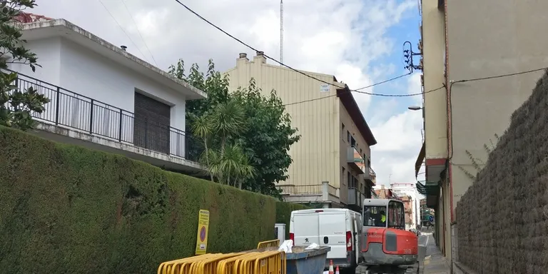 Afectacions de trànsit al carrer Federico García Lorca per unes obres de millora