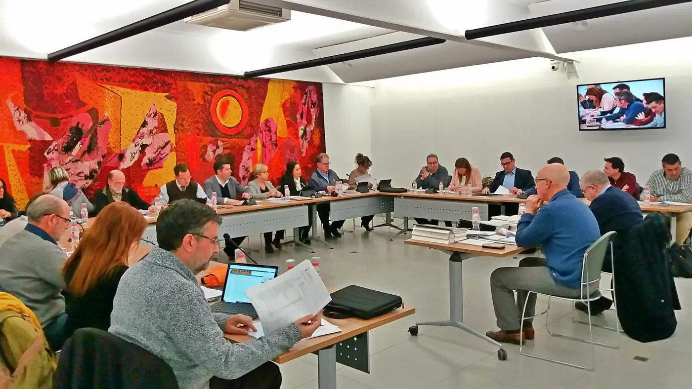 Aprovada la moció del PSC per exigir a la Generalitat l'abonament del deute pendent de les escoles bressol