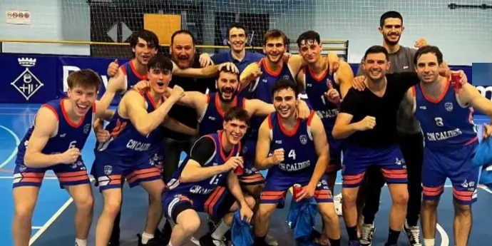 Els equips masculí i femení de bàsquet aconsegueixen la permanència