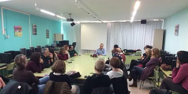 El taller de coeducació “Ni prínceps blaus, ni princeses promeses”de l’Escola de Famílies d’Altafulla es posposa
