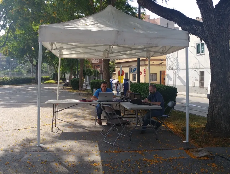 La finestreta energètica s'ha col.locat a la plaça de l'Antiga Estació