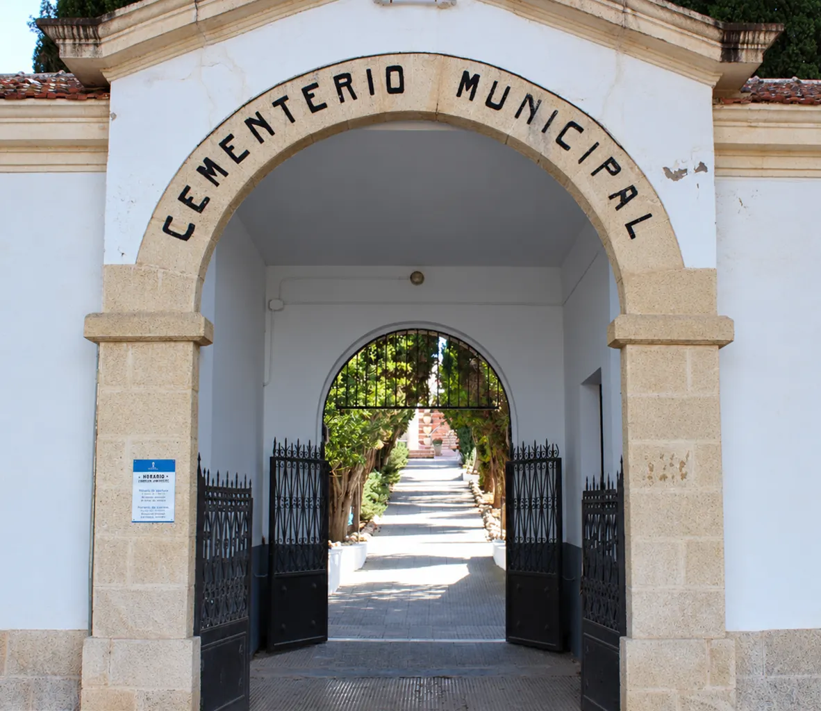 El Ayuntamiento de Ibi prepara la celebración del Día de Todos los Santos