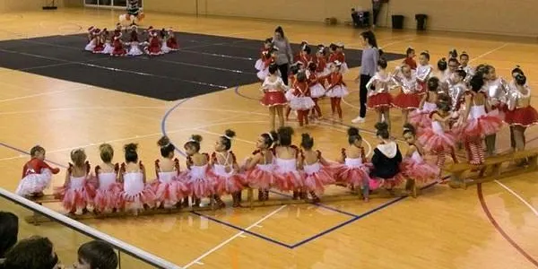 L’AMPA de l’escola La Portalada d’Altafulla celebra el Festival de Nadal de Gimnàstica Rítmica