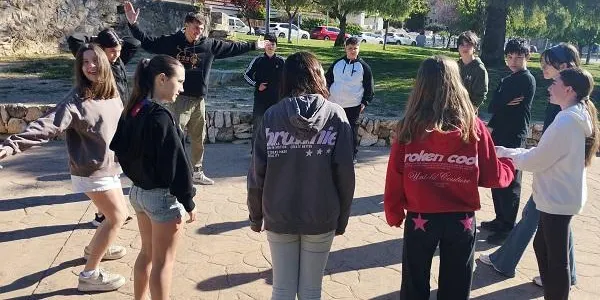 Una desena de joves participen en l’inici del casal de Setmana Santa del PIJ d’Altafulla