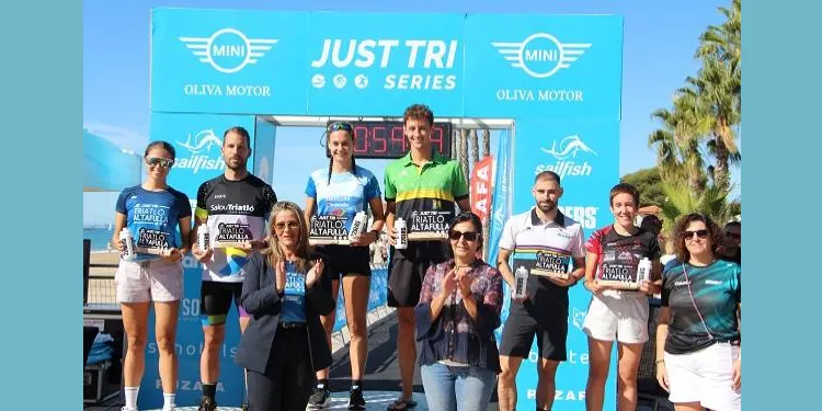 Marc Nieto i Ainara Suñé, nous campions del Triatló Popular d’Altafulla
