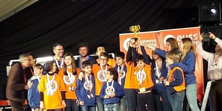 Els Marrecs de Vilassar de Mar han guanyat el Premi al projecte científic a la First Lego League