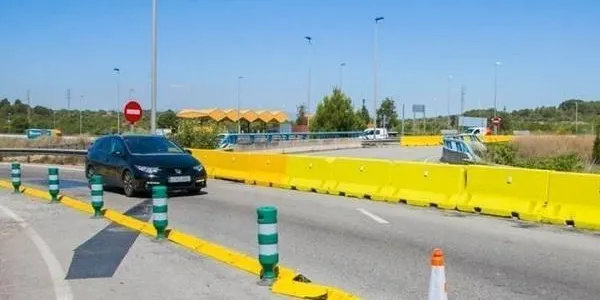 El nou govern de l’Ajuntament d’Altafulla aposta per un sistema mòbil dels “new yersey” per obrir i tancar la rotonda de Torredembarra