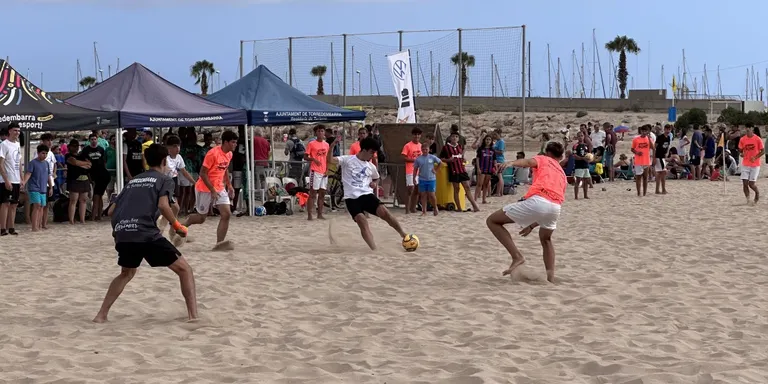 El 30è Campionat de Futbol Platja de Torredembarra se celebra la setmana vinent
