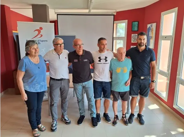 La Vuelta homenatja a l’atleta Marta Galimany al seu pas per Valls