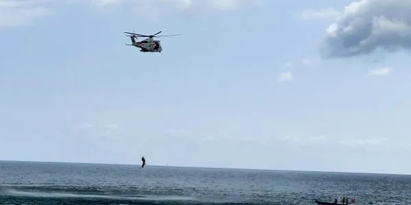 La Policia Local de Torredembarra i Salvament Marítim fan un simulacre a la platja de la Paella per rescatar un negat