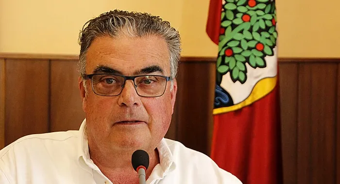 Manel Pou creu que els polítics haurien de parlar més entre ells