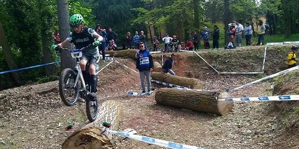 Una quarantena de pilots participen en la tercera prova de la Copa Tarragona de Trial