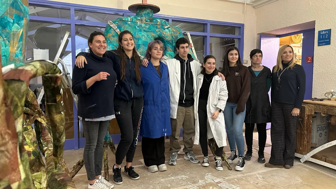 El ninot de Carnestoltes 2023 és una al·legoria de les malalties mentals