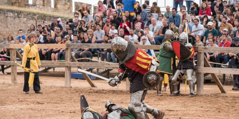 La Pobla de Montornès celebra la 2a edició de la fira medieval