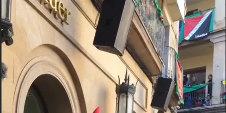 La coronació del Xut petit i l'estrena del bramador infantil protagonitzen el Carnaval dels més menuts