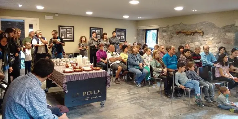 Un total de 140 persones han participat a la Ruta del Formatge 2014