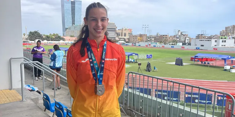 ALAINE AGUERRALDE DESLUMBRA EN PERÚ: DOBLE PLATA Y UNA CONFIRMACIÓN ROTUNDA