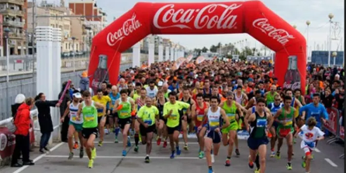 Els atletes Marta Mitjans i Roger Mitjans aconsegueixen podi a la cursa Sant Silvestre d'El Masnou